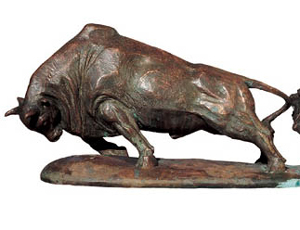 潘鶴《開荒牛——獻給深圳特區》35.5×102.5×28cm，1984年